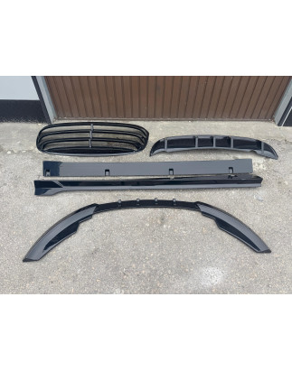 Spoiler sottoparaurti anteriore in plastica ABS Ford Fiesta MK7 (Cod. S-FFIMK7-FSP-01-A)