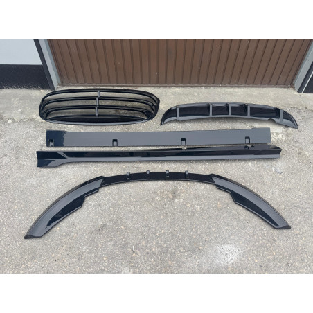 Spoiler sottoparaurti anteriore in plastica ABS Ford Fiesta MK7 (Cod. S-FFIMK7-FSP-01-A)