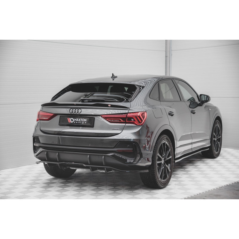 Splitter posteriore (con barre verticali) Audi Q3 Sportback S-Line F3 (Cod. M-AU-Q3-2-SLINE-SB-RD1G+