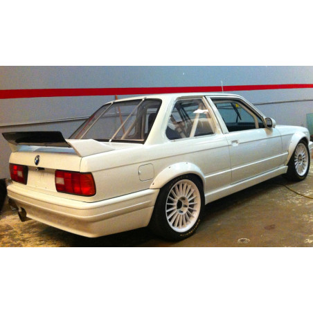 Spoiler posteriore BMW Serie 3 E30 stile Evo (1982-1994) (Cod. C-C-L-CSP0351)