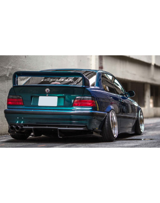 Spoiler posteriore BMW Serie 3 E36 stile M3 GT Classe 2 (Cod. C-C-L-CSP1234)