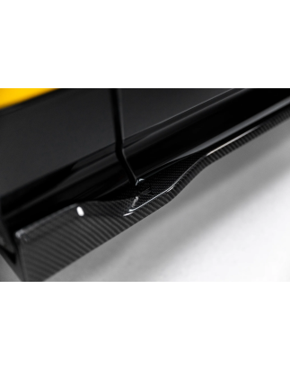 Diffusori minigonne in fibra di carbonio pre impregnato adatto a Lamborghini Urus Mk 1 (Cod. M-CF-LA