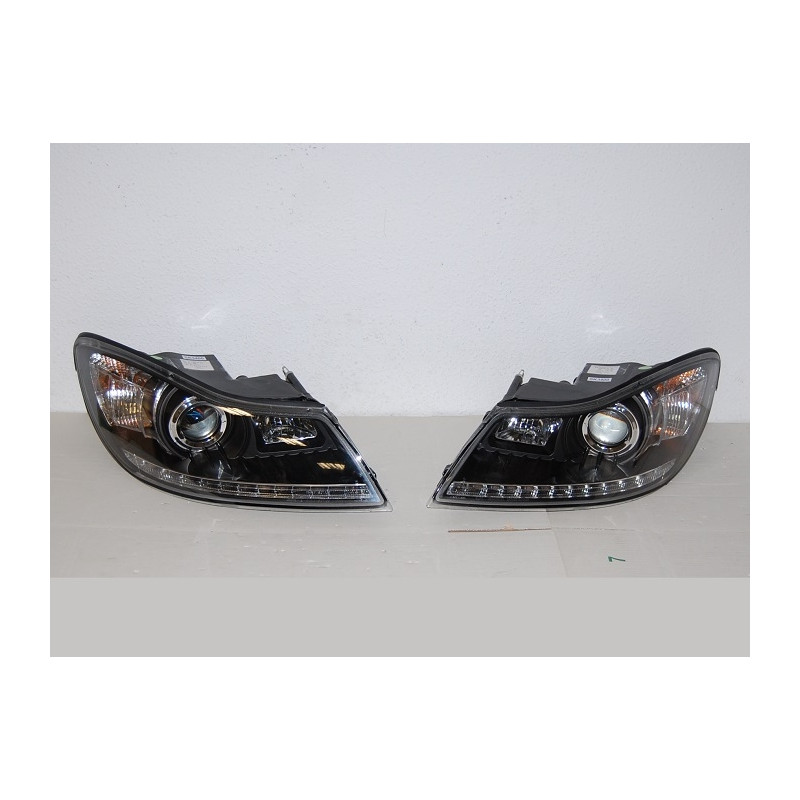 Fari Day Light Skoda Octavia '09 Black (Cod. E-FASK008)