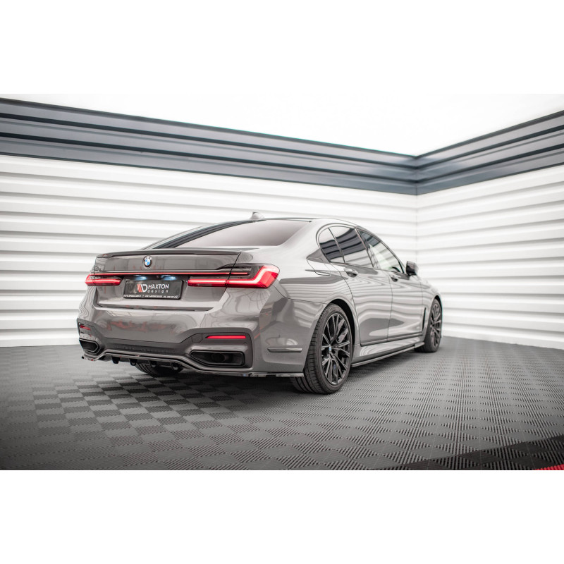 Splitter posteriore (con barre verticali) V.1 BMW 7 M-Pack G11 / G12 Facelift (Cod. M-BM-7-11F-MPACK
