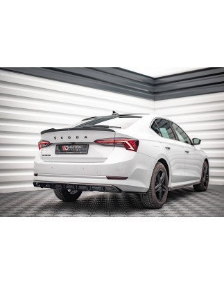 Splitter posteriore (con barre verticali) Skoda Octavia Mk4 (Cod. M-SK-OC-4-RD2G+RD3G)