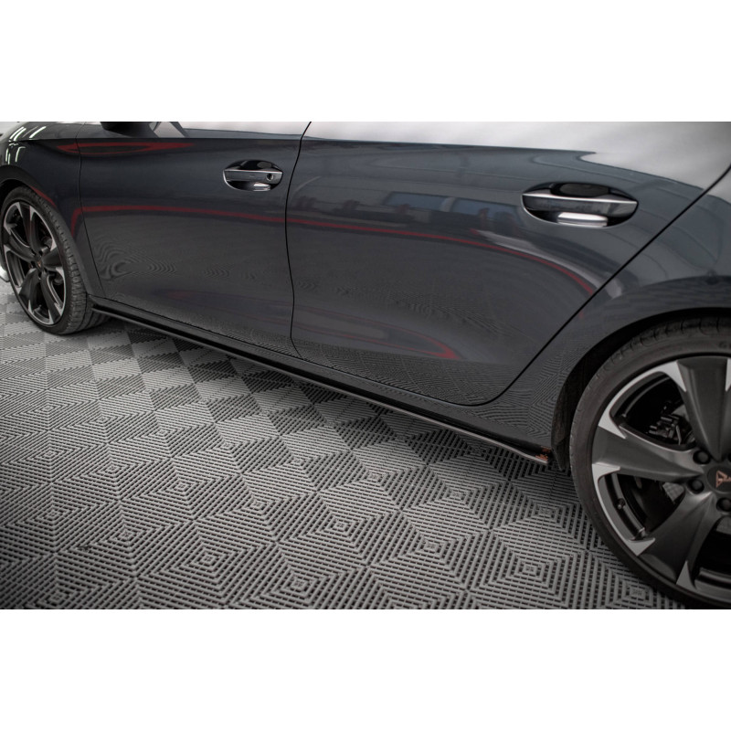 Diffusori minigonne street pro Cupra Leon ST /  Mk1 / Mk1 Facelift (Cod. M-CULE1CNC-SD1B)