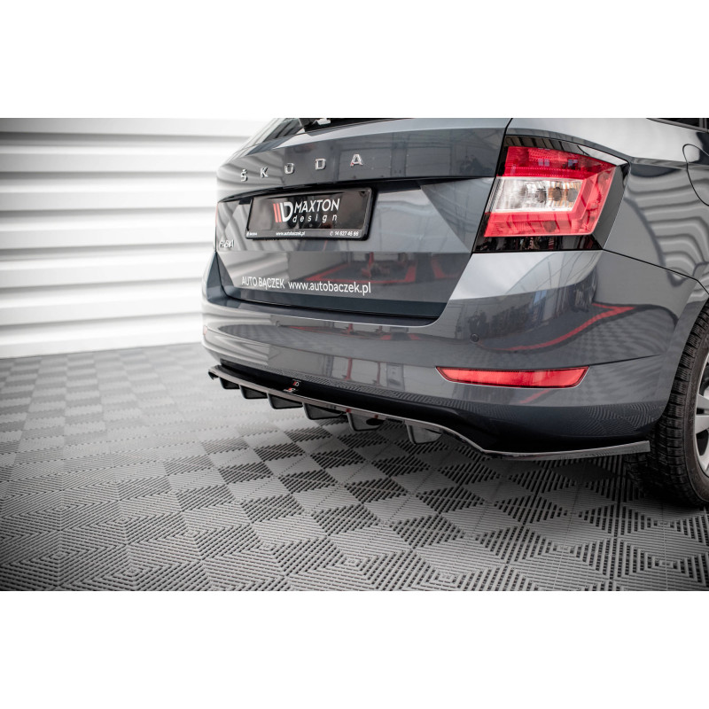 Splitter posteriore (con barre verticali) Skoda Fabia Combi Mk3 Facelift (Cod. M-SK-FA-3F-K-RD1G+RD2