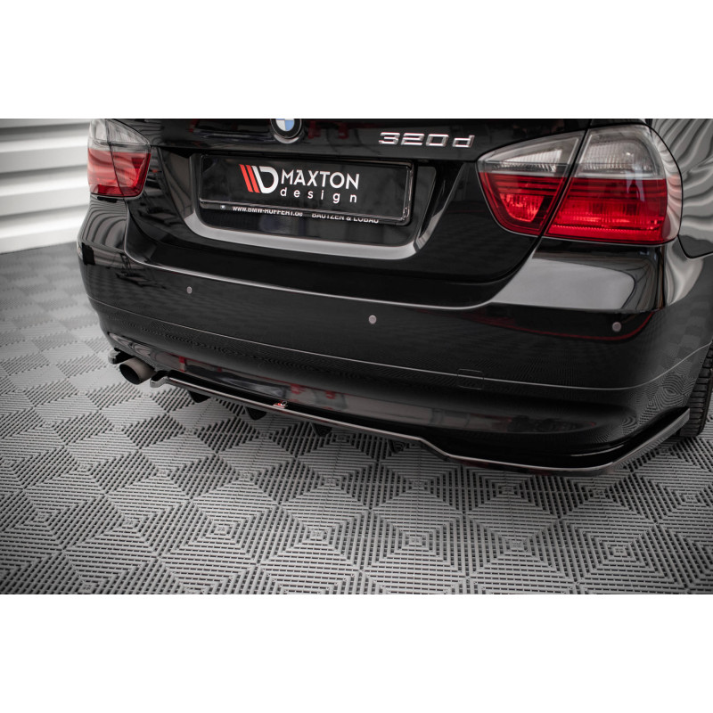 Splitter posteriore (con barre verticali) BMW 3 berlina E90 (Cod. M-BM-3-90-RSD1G+RD1G)
