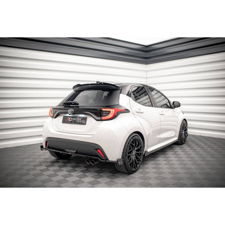 Splitter posteriore V.1 + Flaps  Toyota Yaris Mk4 (Cod. M-TO-YA-4-RD1G+RSF)