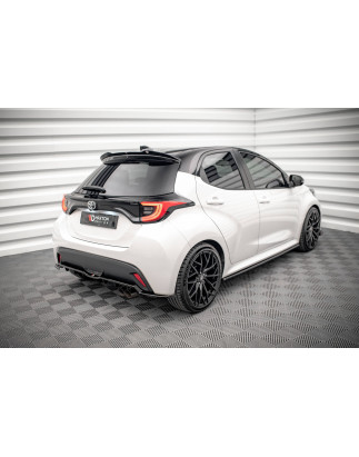 Splitter posteriore (con barre verticali) V.2 Toyota Yaris Mk4 (Cod. M-TO-YA-4-RD2G+RD3G)