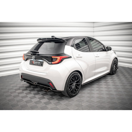 Splitter posteriore (con barre verticali) V.2 Toyota Yaris Mk4 (Cod. M-TO-YA-4-RD2G+RD3G)