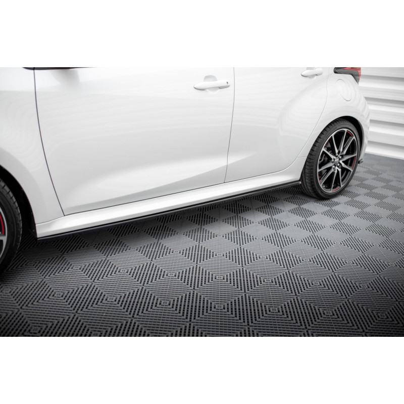 Diffusori minigonne V.2 Toyota Yaris Mk4 (Cod. M-TO-YA-4-SD2G)