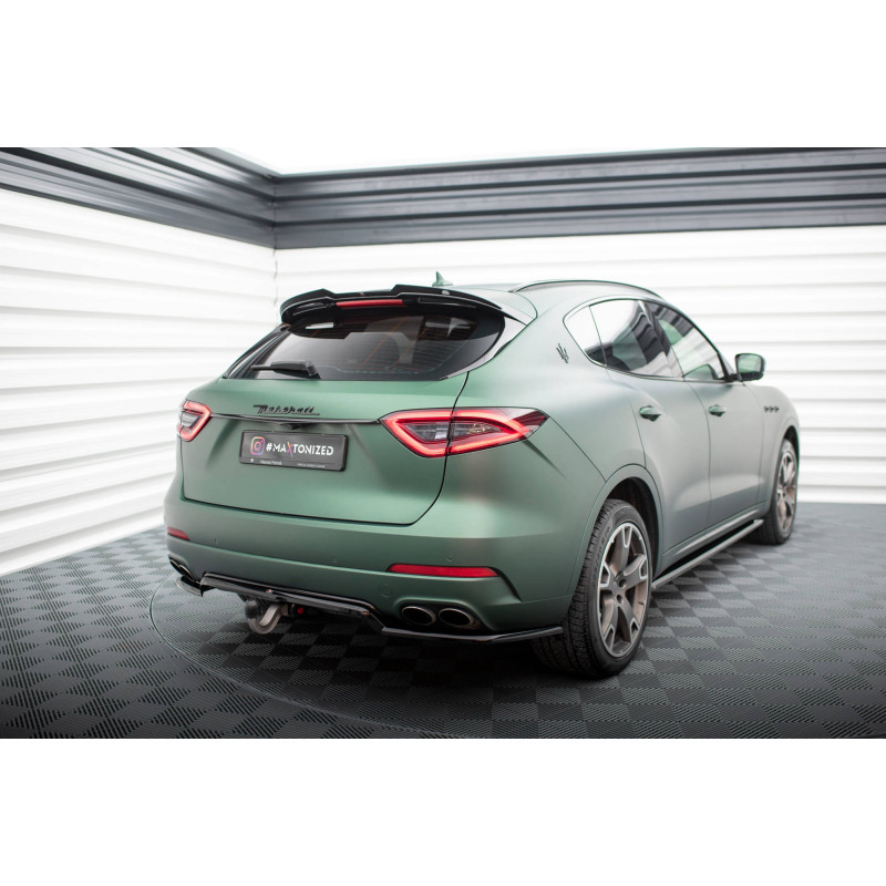 Splitter posteriore (con barre verticali) Maserati Levante Mk1 (Cod. M-MS-LE-1-RD1G+RD2G)