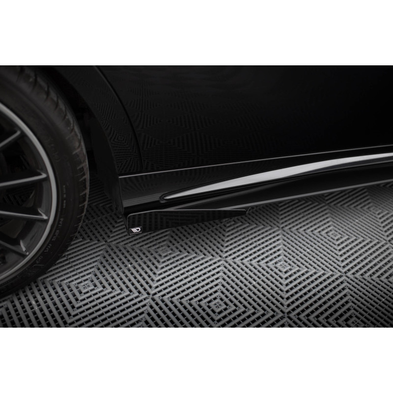 Flaps laterali Mercedes-Benz A AMG-Line W176 Facelift (Cod. M-MEA176FAMGLINECNC-SF1G)