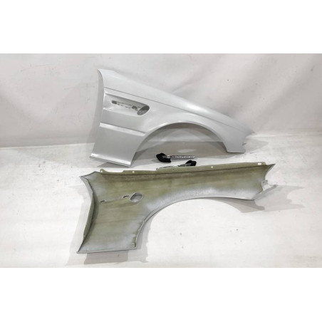 Parafanghi Anteriori BMW E46 Coupe 1998-2001 Look M3 (Cod. E-TCB4601INTB014)