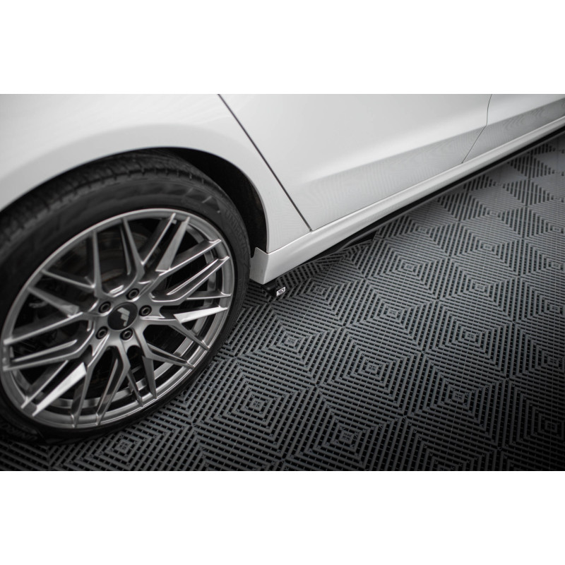 Flaps laterali Ford Mondeo Sport Mk5 Facelift / Fusion Sport Mk2 Facelift (Cod. M-FOMO5FSPORTCNC-SF1 Flaps laterali Ford Mondeo Sport Mk5 Facelift / Fusion Sport Mk2 Facelift (Cod. M-FOMO5FSPORTCNC-SF1