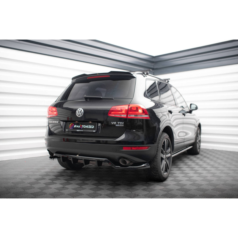 Splitter posteriore (con barre verticali) Volkswagen Touareg Mk2 (Cod. M-VW-TO-2-RD1G+RD2G) Splitter posteriore (con barre verticali) Volkswagen Touareg Mk2 (Cod. M-VW-TO-2-RD1G+RD2G)