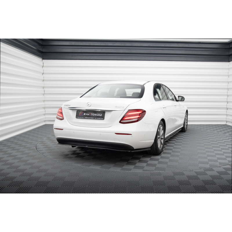 Splitter posteriore (con barre verticali) Mercedes-Benz E W213 (Cod. M-ME-E-213-RD2G+RD3G)