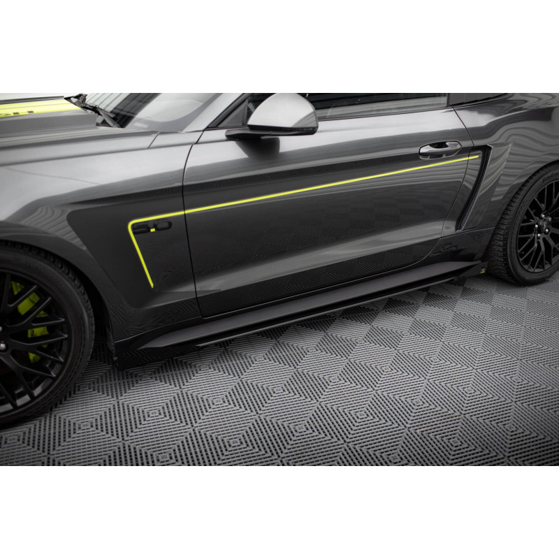 Diffusori minigonne street pro + Flaps Ford Mustang GT Mk6  (Cod. M-FOMU6GTCNC-SD1B+SF1G)