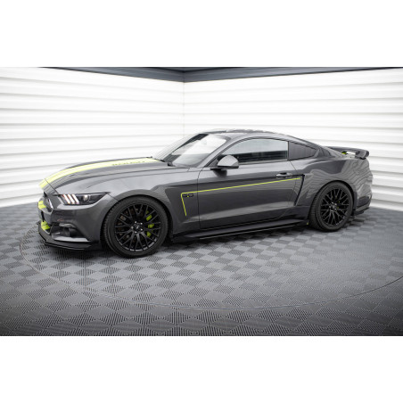 Diffusori minigonne street pro + Flaps Ford Mustang GT Mk6  (Cod. M-FOMU6GTCNC-SD1B+SF1G)