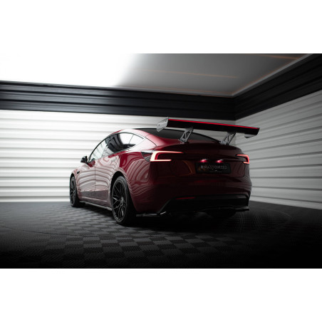 Carbon Spoiler + LED Tesla Model 3 (Cod. M-CF-TE-MODEL3-1-WING5-245-P+LED)
