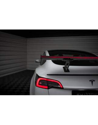 Carbon Spoiler + LED Tesla Model 3 (Cod. M-CF-TE-MODEL3-1-WING5-245-P+LED)
