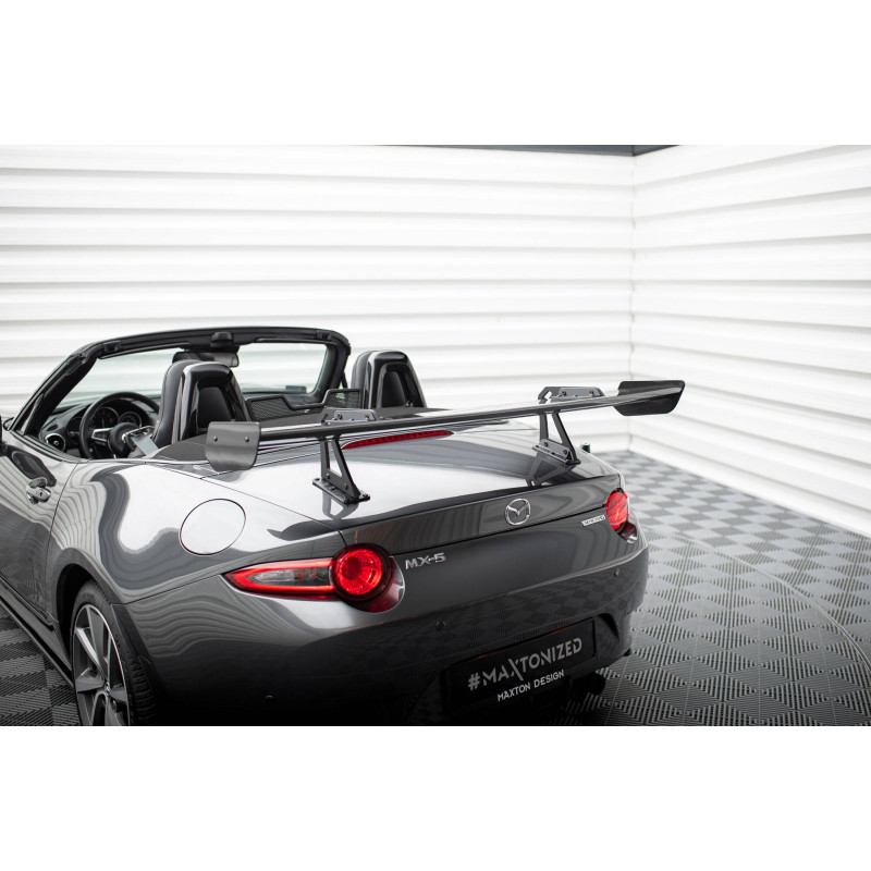 Spoiler in carbonio con supporto superiore  Mazda MX-5 ND (Mk4) (Cod. M-CF-MA-MX5-4-WING5-UPP-245-P)