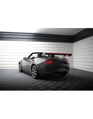 Spoiler in carbonio  + LED Mazda MX-5 ND (Mk4) (Cod. M-CF-MA-MX5-4-WING5-INT-245-P+LED)