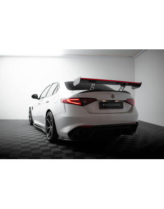 Carbon Spoiler + LED Alfa Romeo Giulia Quadrifoglio (Cod. M-CF-AL-GI-1-QV-INT-WING5-245-P+LED)