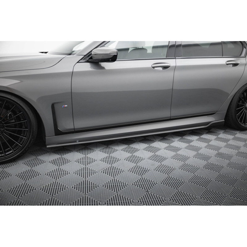 Minigonne in carbonio BMW 7 M-Pack G11 Facelift (Cod. M-CF-BM-7-11F-MPACK-SD1-245-P) Minigonne in carbonio BMW 7 M-Pack G11 Facelift (Cod. M-CF-BM-7-11F-MPACK-SD1-245-P)