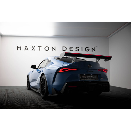 Spoiler in carbonio  + LED Toyota Supra Mk5 (Cod. M-CF-TO-SU-5-WING5-EXT-245-P+LED)