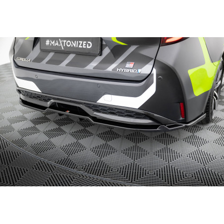 Splitter posteriore (con barre verticali) Toyota Corolla GR Sport Touring Sports XII (Cod. M-TO-CO-1
