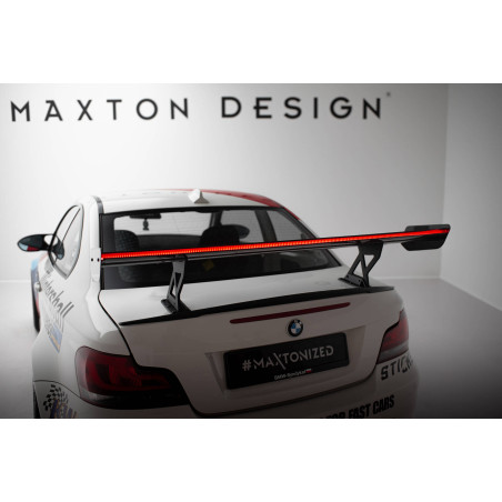 Spoiler in carbonio  V.1 + LED BMW 1 M E82 (Cod. M-CF-BM-1-82-M-WING5-INT-245-P-1+LED)