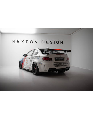 Spoiler in carbonio  V.2 + LED BMW 1 M E82 (Cod. M-CF-BM-1-82-M-WING5-INT-245-P-2+LED)