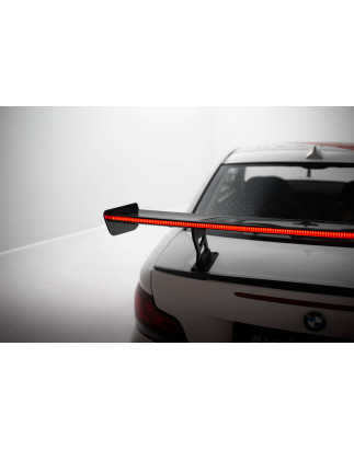 Spoiler in carbonio  V.2 + LED BMW 1 M E82 (Cod. M-CF-BM-1-82-M-WING5-INT-245-P-2+LED)
