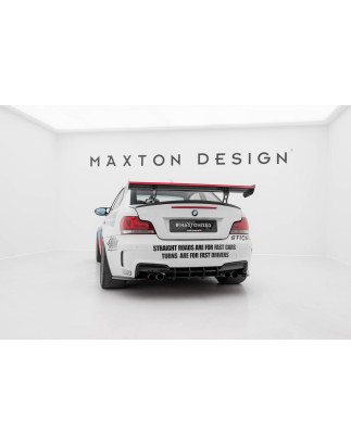 Spoiler in carbonio  V.2 + LED BMW 1 M E82 (Cod. M-CF-BM-1-82-M-WING5-INT-245-P-2+LED)