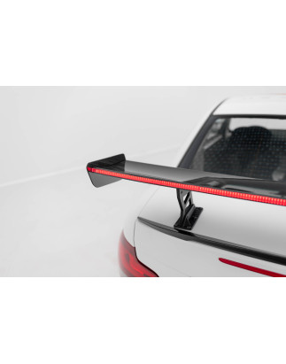 Spoiler in carbonio  V.2 + LED BMW 1 M E82 (Cod. M-CF-BM-1-82-M-WING5-INT-245-P-2+LED)