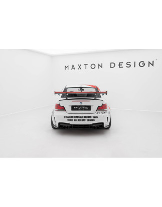 Spoiler in carbonio  V.2 + LED BMW 1 M E82 (Cod. M-CF-BM-1-82-M-WING5-INT-245-P-2+LED)