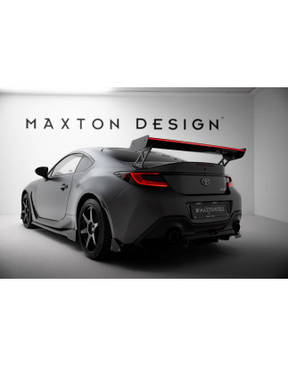 Spoiler in carbonio  + LED Toyota GR86 / Subaru BRZ Mk2 (Cod. M-CF-TO-GR86-1-WING5-EXT-245-P+LED)