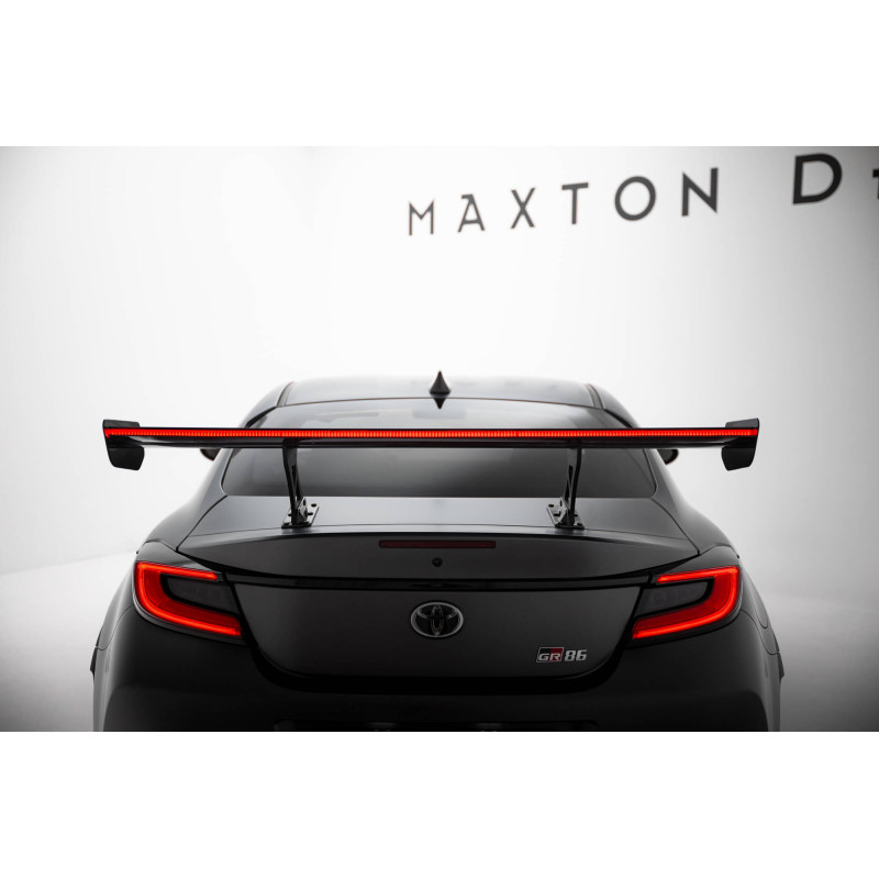 Spoiler in carbonio + LED Toyota GR86 / Subaru BRZ Mk2 (Cod. M-CF-TO-GR86-1-WING5-INT-245-P-2+LED) Spoiler in carbonio + LED Toyota GR86 / Subaru BRZ Mk2 (Cod. M-CF-TO-GR86-1-WING5-INT-245-P-2+LED)