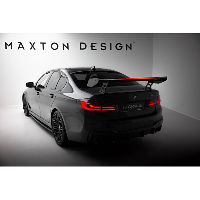 Spoiler in carbonio  + LED BMW 5 / M5 berlina G30 / F90 (Cod. M-CF-BM-5-G30-MPACK-WING5-INT-245-P+LE