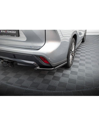 Splitters Set V.1 Toyota Highlander Mk4 (Cod. M-TO-HL-3-SET1)