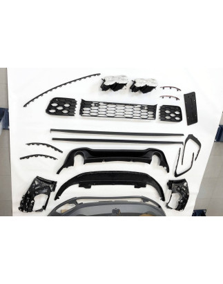 Kit estetico Volkswagen Golf 8  3/5 2019-2023 Porte Look GTI 2 Scarico (Cod. E-TCW7058)