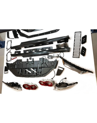 Kit Estetico Nissan Skyline R35 2008-2015 Look 2017 (Cod. E-TCN5300530153025293)