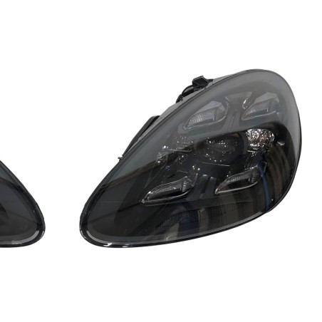 Fari Porsche Cayenne 958.1 2011-2014 Look 2022 (Cod. E-FAPO015)